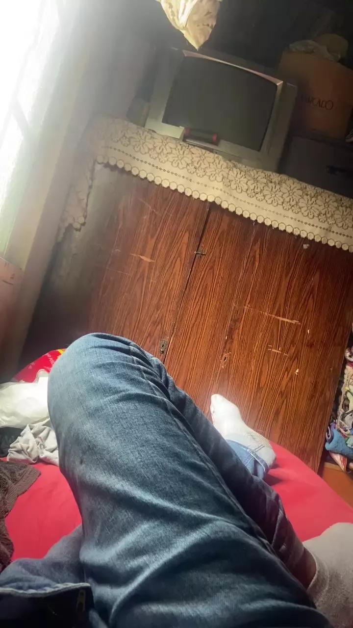 Tharley24 on Cam4 