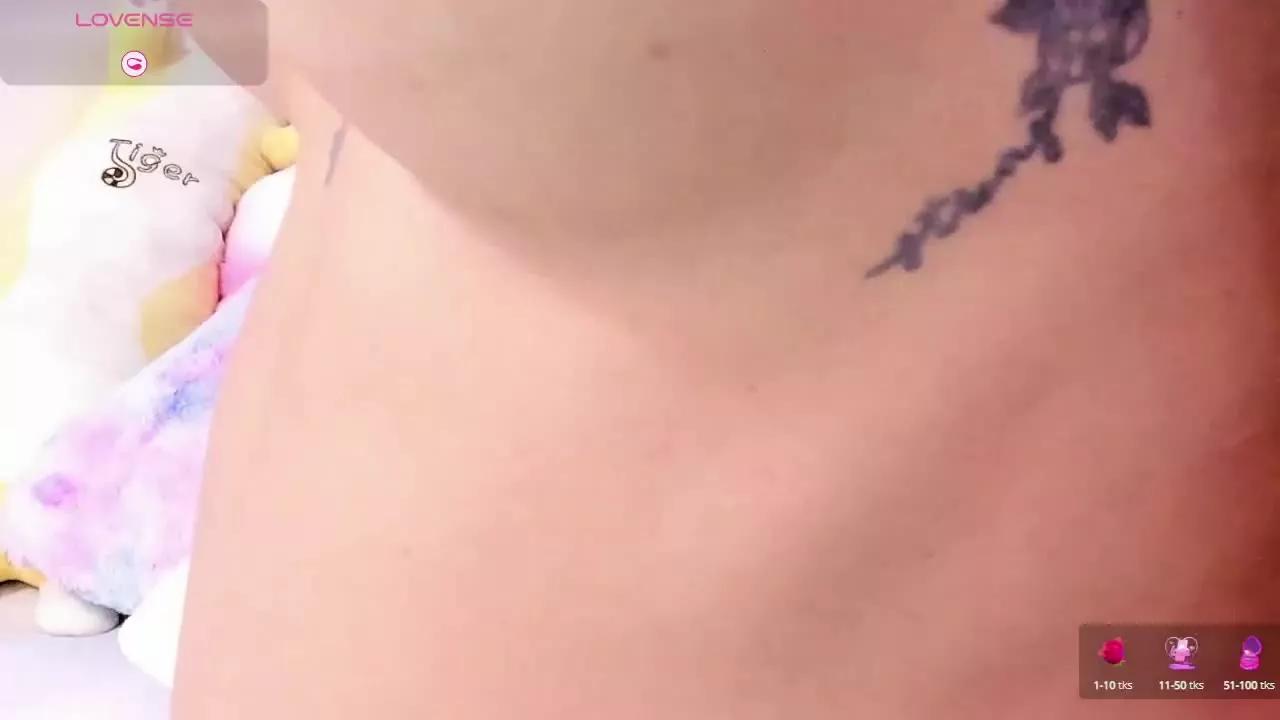 ChloeSmith on Streamray 